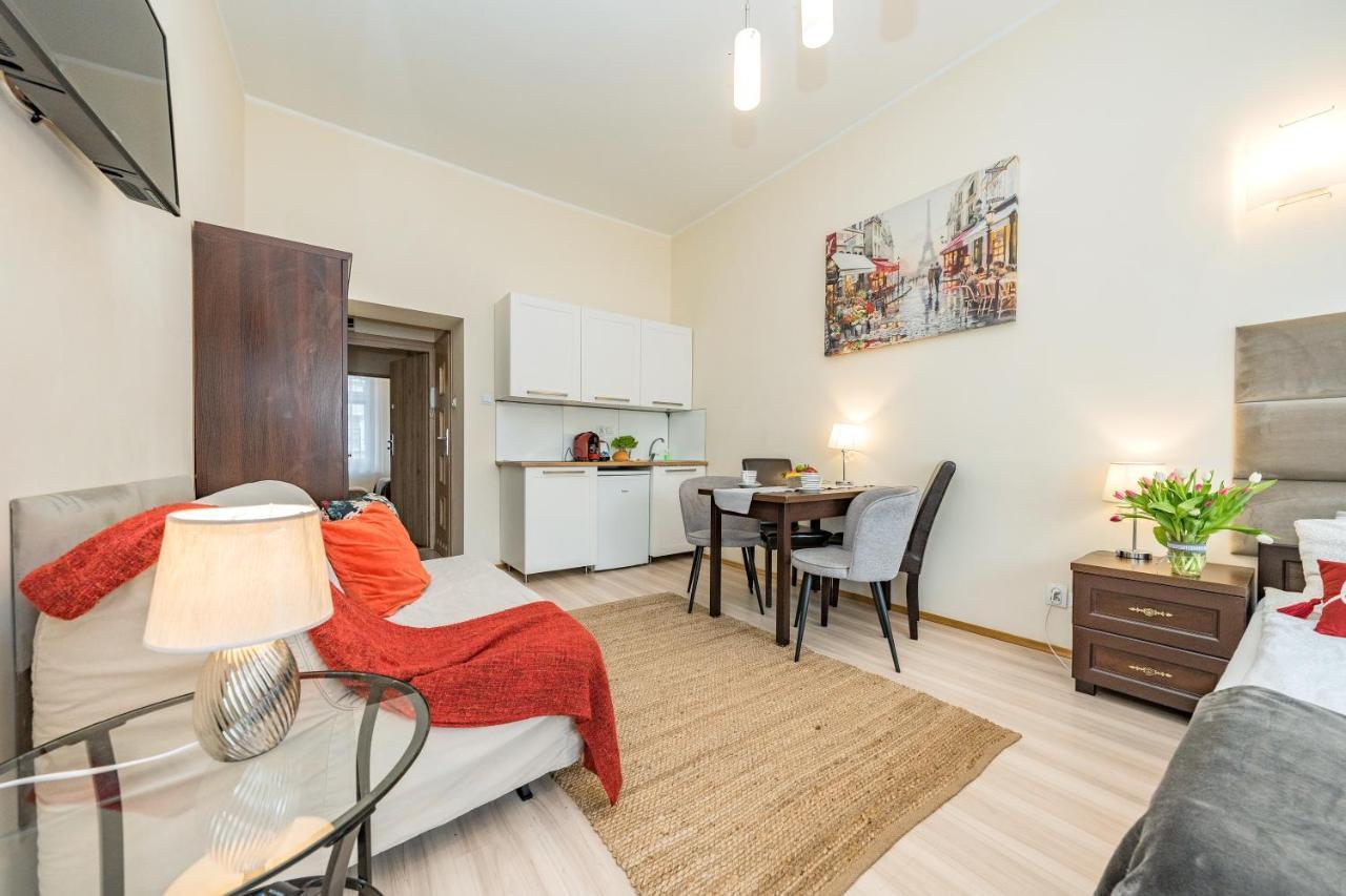 Apartamenty Przytulne Starowka Old Town Ogarna Gdansk Luaran gambar